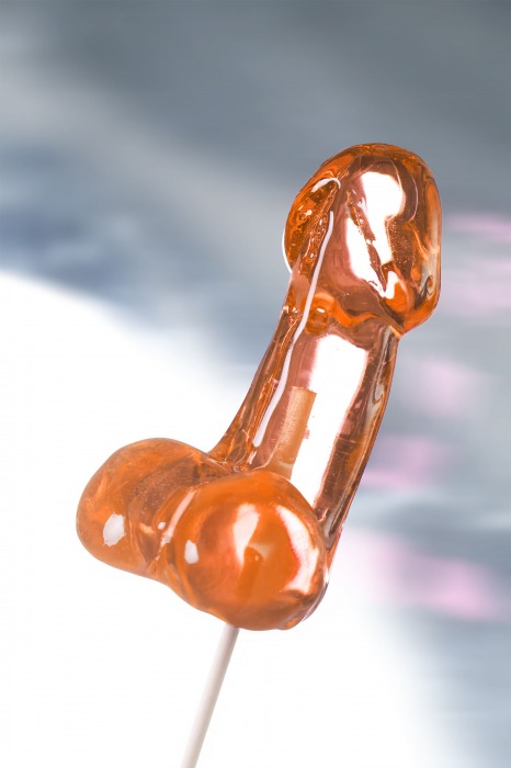 Оранжевый леденец в форме члена со вкусом амаретто - 80 гр. - Sosuчki - купить с доставкой в Калуге