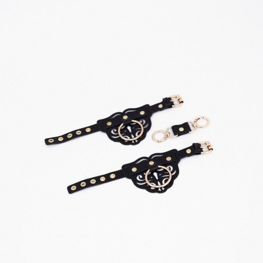 Черные кожаные наручники с клепками, кольцами и золотистой фурнитурой - Crazy Handmade - купить с доставкой в Калуге